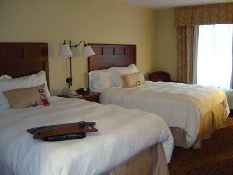 Hampton Inn & Suites Фремонт Номер фото