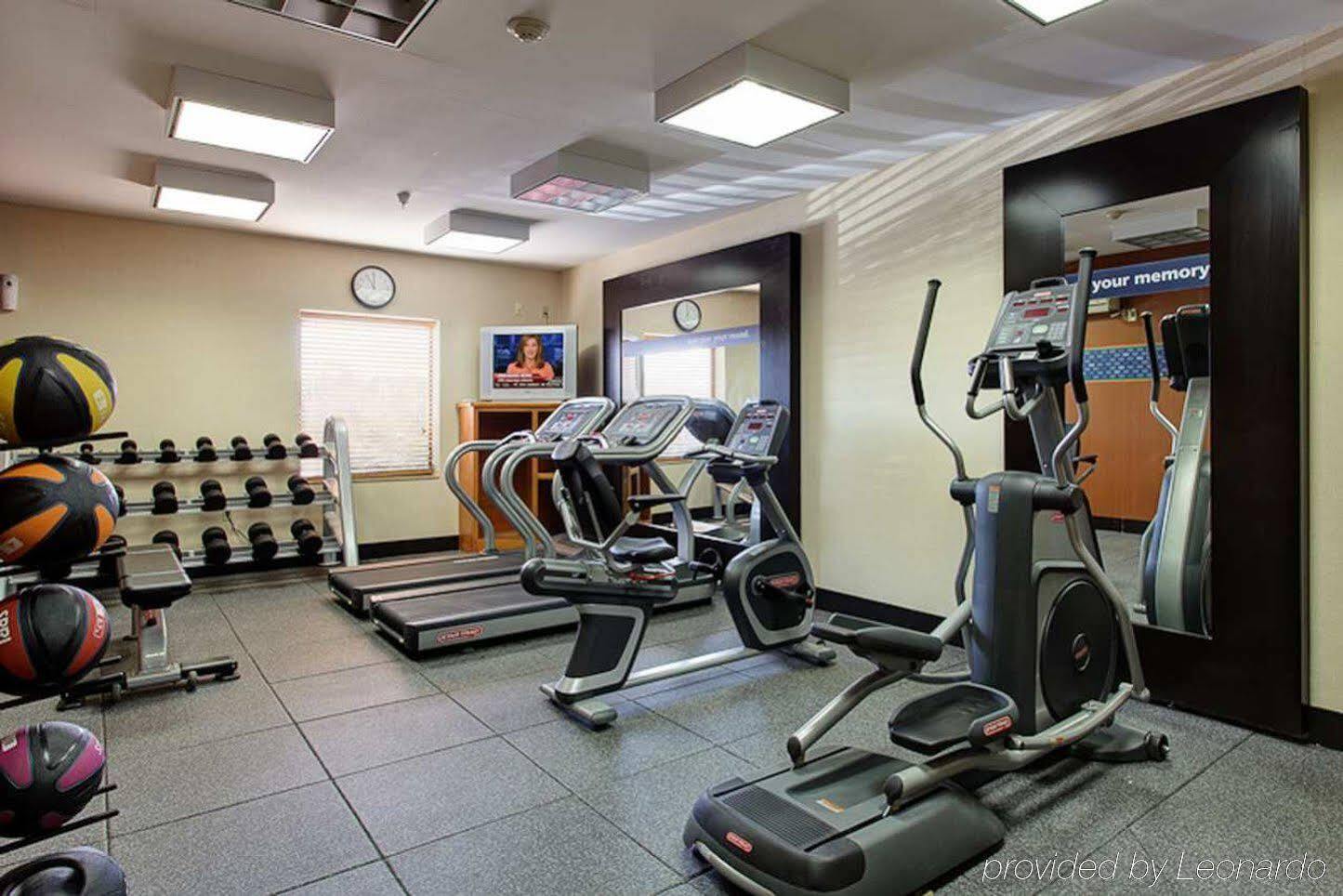 Hampton Inn & Suites Фремонт Екстер'єр фото